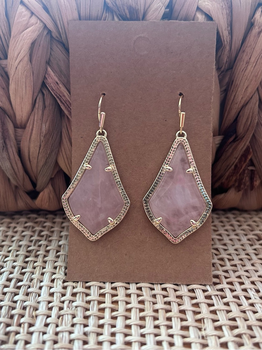 Kendra Scott Medium Light Pink & Gold Tone Wire Drop Dangle Earrings.